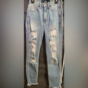 Hollister Ultra high-rise Mom Jean